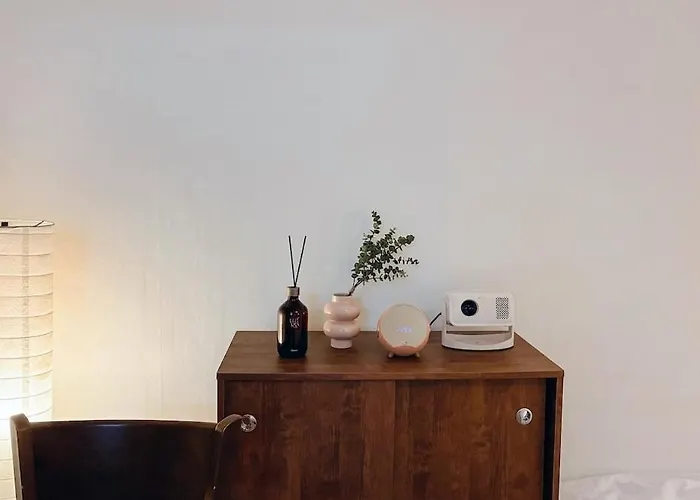 Entire House, Travel Via Line, Airport Bus, 6 Pax 아파트 *